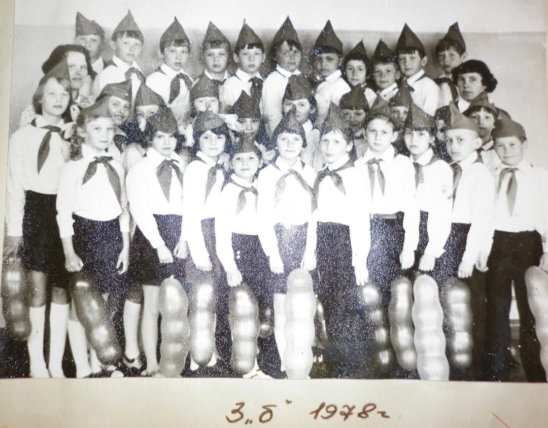 ионерский отряд 3б класса Свечинской средней школы,1978 год